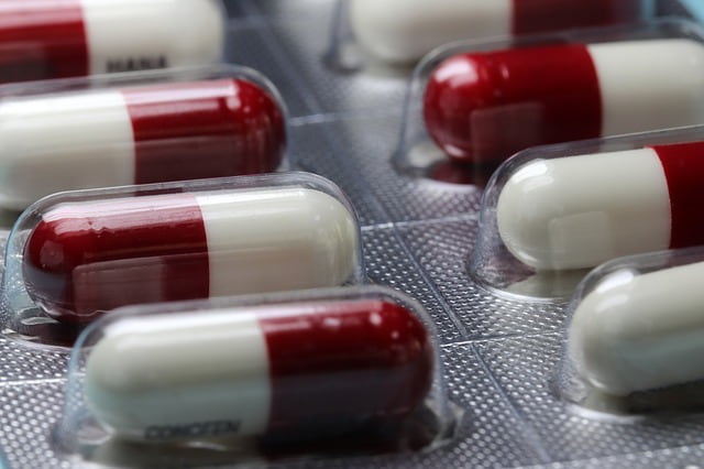 medicamento em cápsulas para malária
