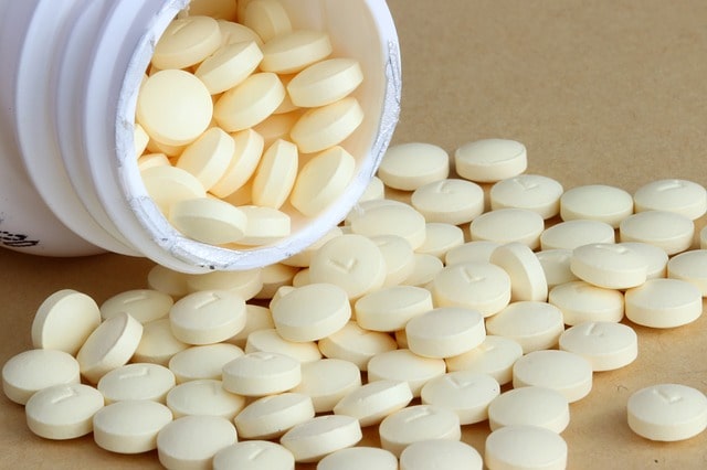 caixa de cápsulas de aducanumab
