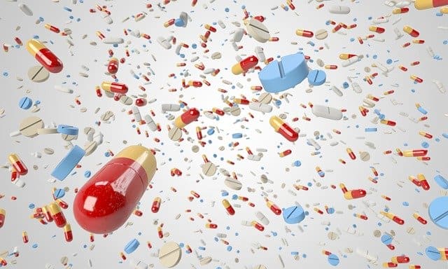 Qual antibiótico utilizar em procedimentos cólon-retal?