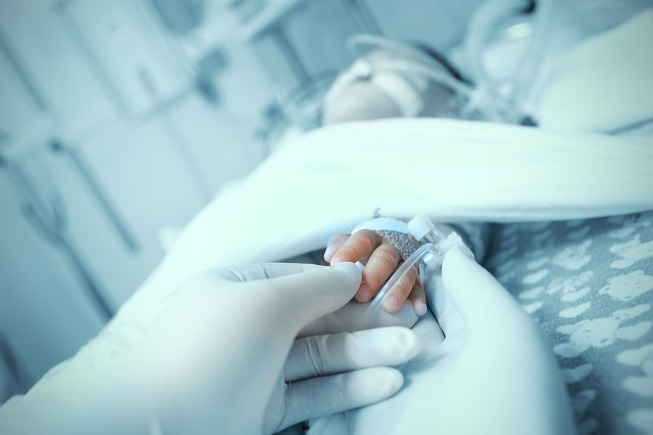 A sobrecarga de volume em pacientes pediátricos com SDRA leva a um aumento dos desfechos desfavoráveis