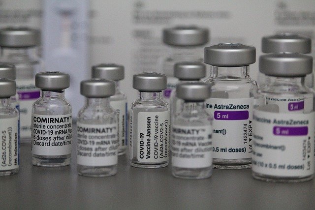 Vacinação contra Covid-19 e o risco de miocardite