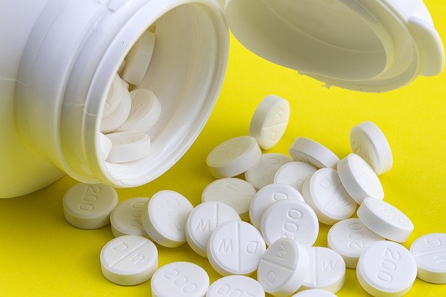 A aspirina é ainda um tratamento efetivo na prevenção de eventos cardíacos
