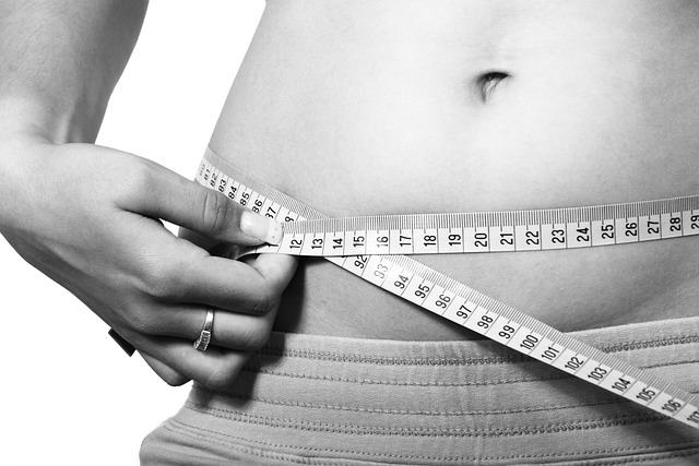 Perda de gordura corporal pode amenizar sintomas de dispareunia no pós-menopausa