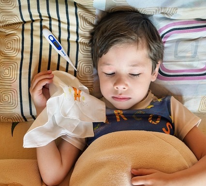 Como abordar a criança com febre, mas sem sinais localizatórios