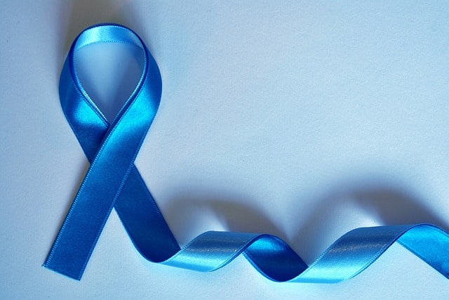Tratamento do câncer de próstata com vigilância ativa versus terapia radical