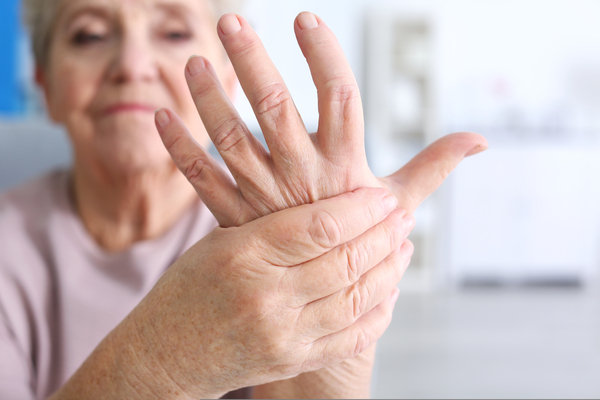 Segurança e eficácia do metotrexato nas terapias combinadas para a artrite reumatoide