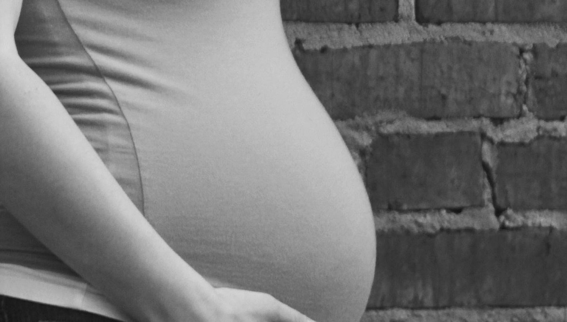 Gravidez infantil atingiu 14 mil em 2023; apenas 1% tem acesso a aborto legal