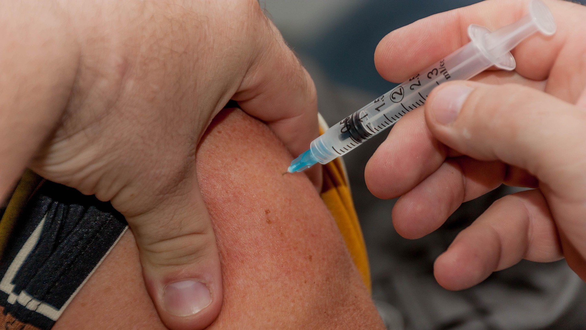Vacina contra chikungunya: Anvisa aprova fabricação no Brasil para o SUS