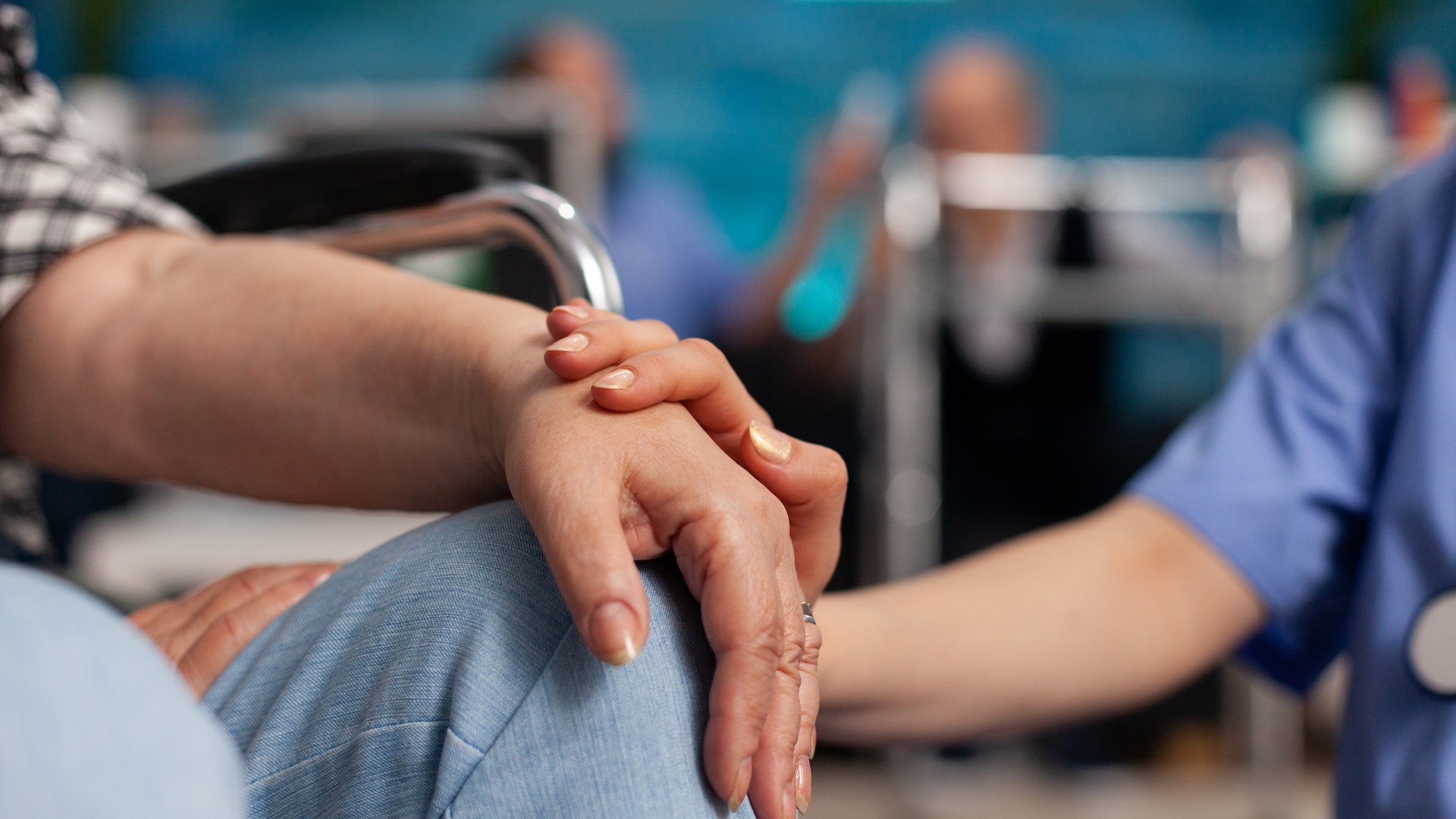 Novo tratamento no SUS para pacientes com ELA em estágio inicial