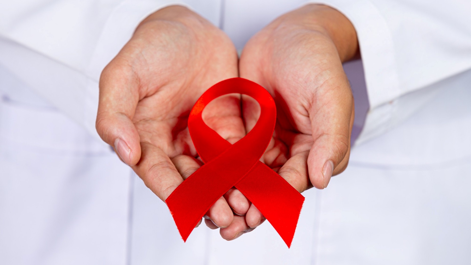 Novos casos de remissão do HIV elevam número de pacientes sem vírus detectável