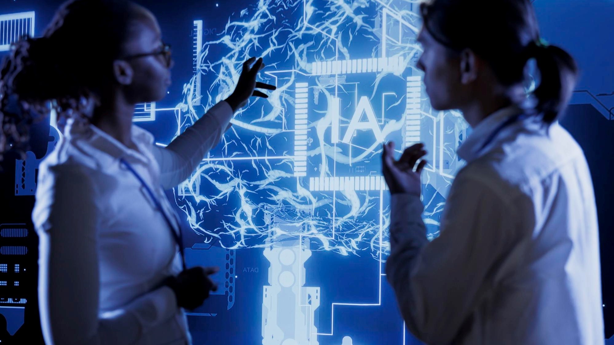 Inteligência artificial do CFM avança na fiscalização médica em MG e RN