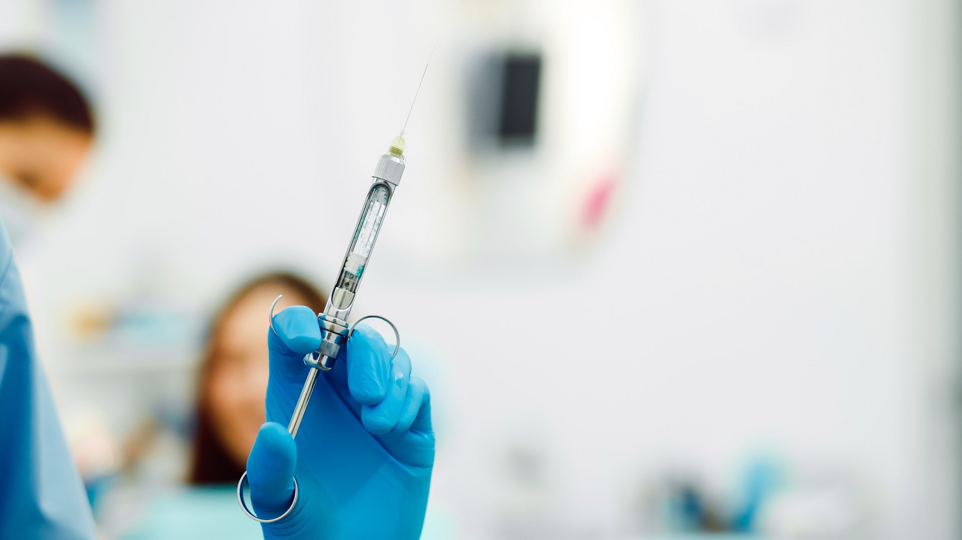 CFM vai à Justiça contra resolução que autoriza dentistas a sedarem pacientes