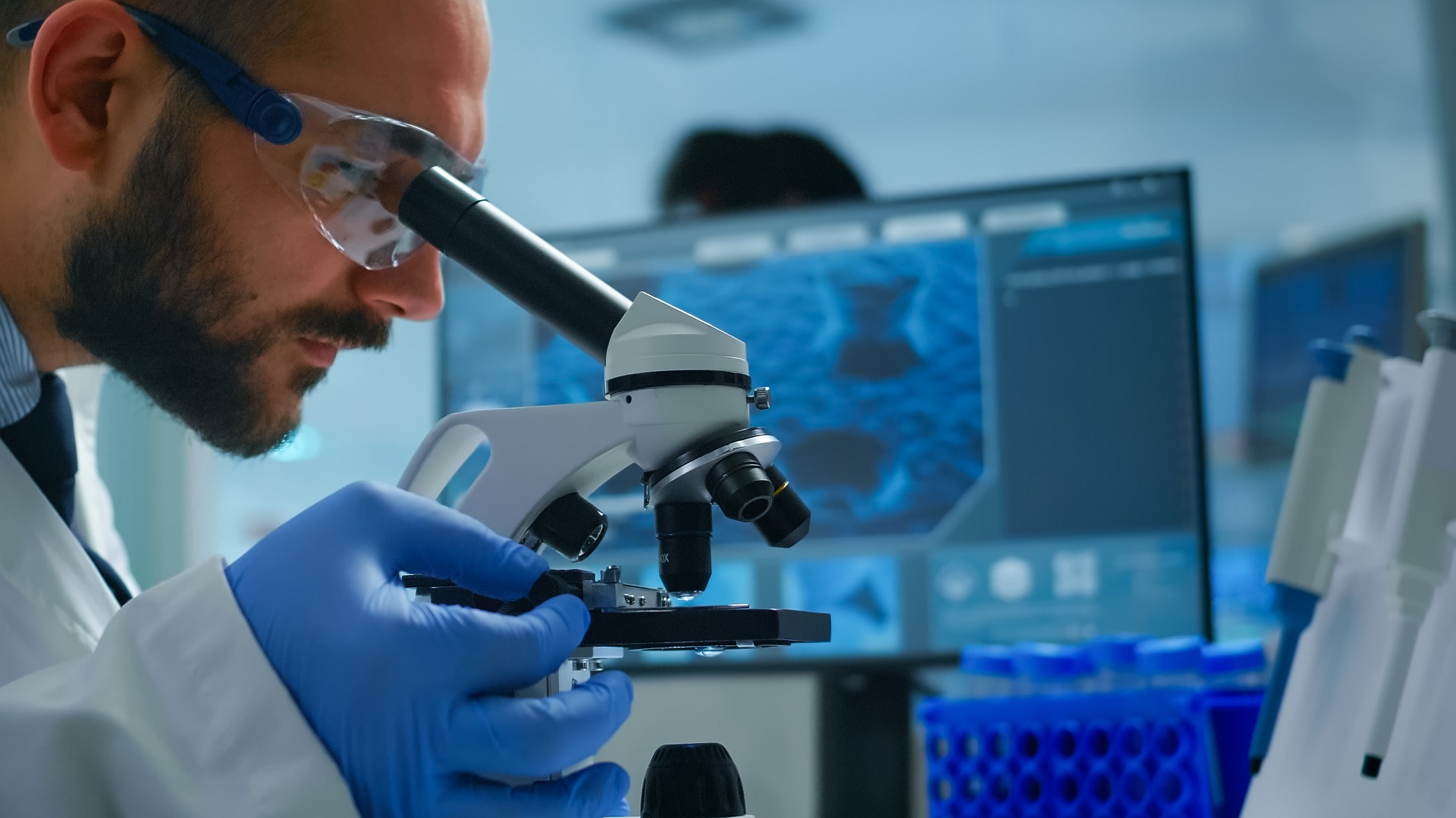 O papel da interleucina-5 na granulomatose eosinofílica com poliangiite 