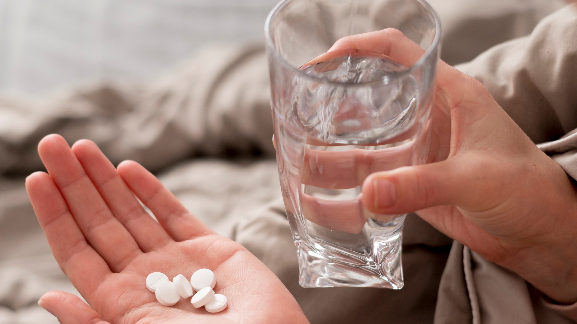Rivaroxabana versus aspirina na profilaxia em artroplastia: melhor estratégia?