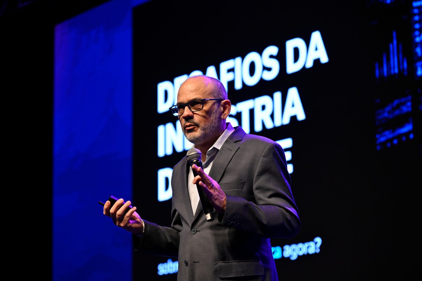 Fotografia do Afya Summit 2026 durante o bloco 04, A era das decisões orientadas por dados