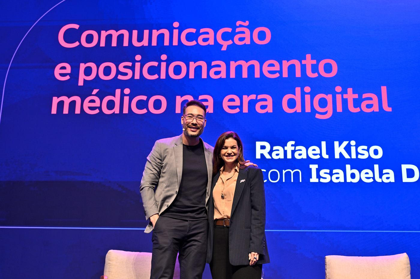 Registro fotográfico do bloco 08: Comunicação e posicionamento médico na era digital